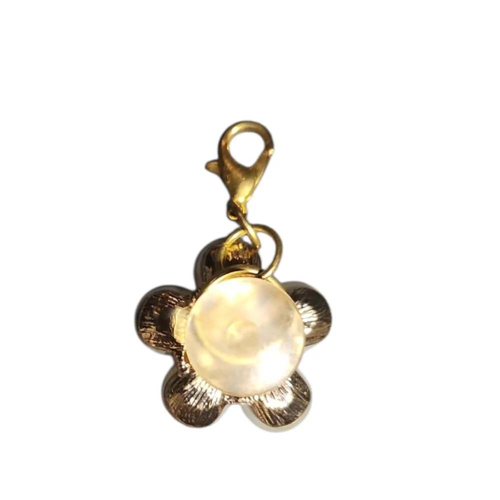 Pearl Flower Charm Pendant with Crystal Center - Gold Tone - Picture 3 of 3